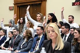 Pam Bondi Refuses to Look at Epstein Victims During Hearing